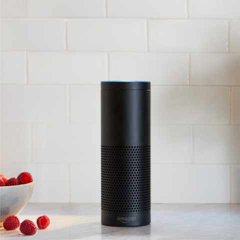 Amazons neuer Echo Plus (Bild: Amazon)